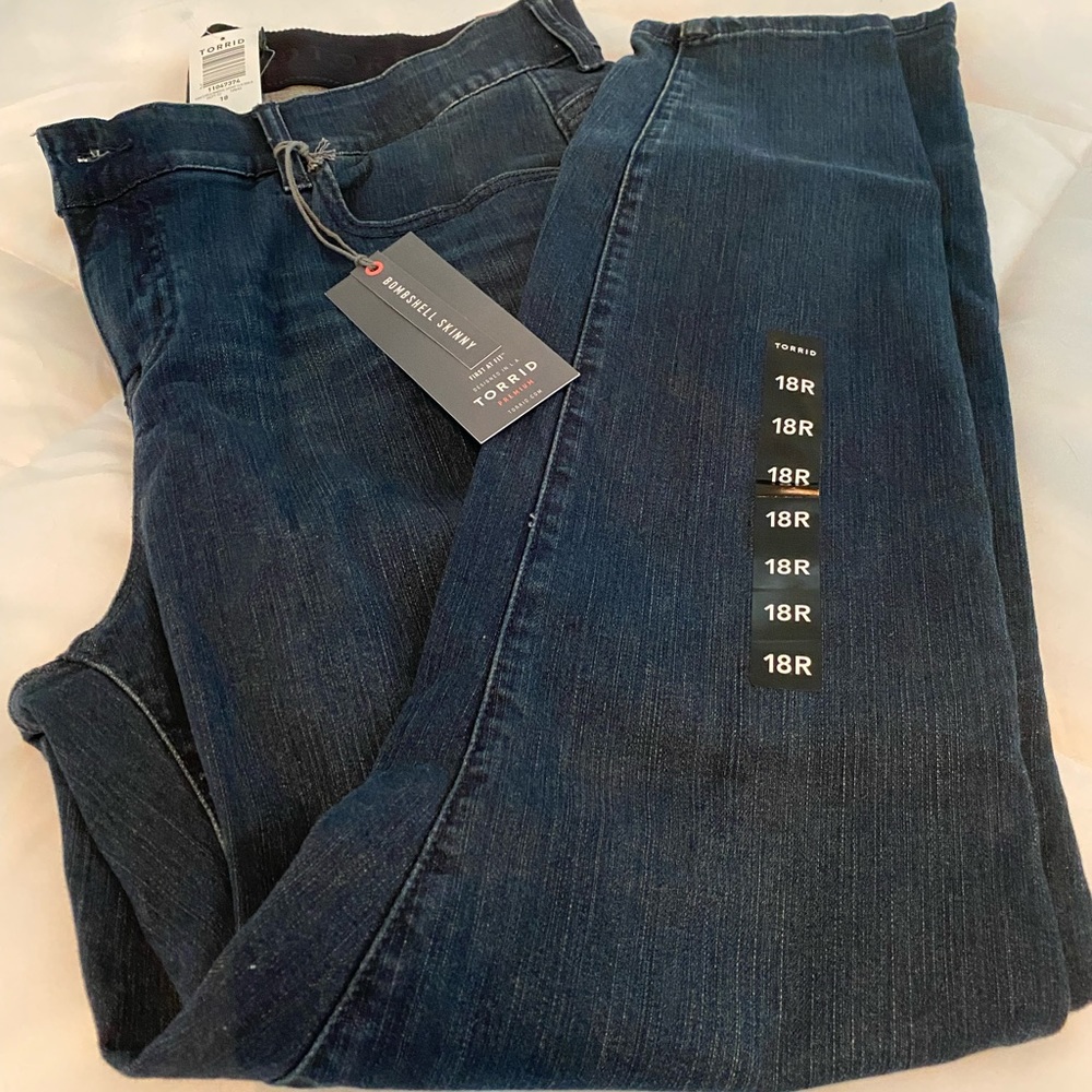 Torrid Bombshell skinny jeans-BNWT.